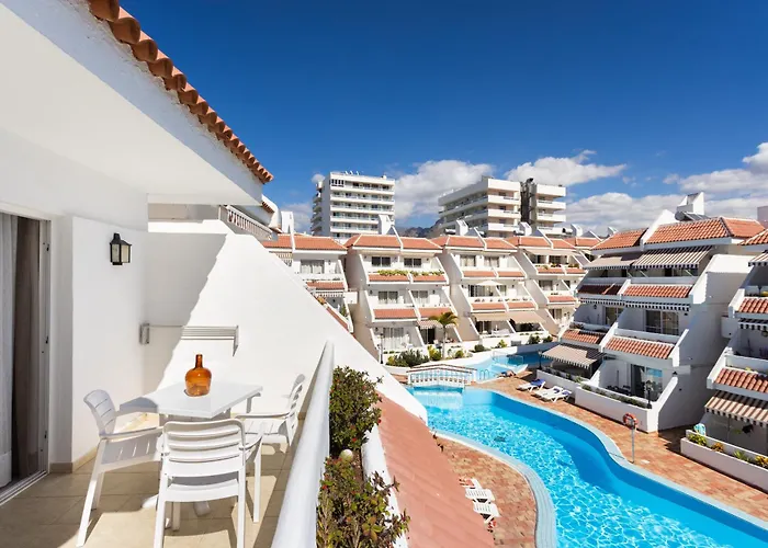 Home2Book Sunny Poolside Apt In Las Floritas