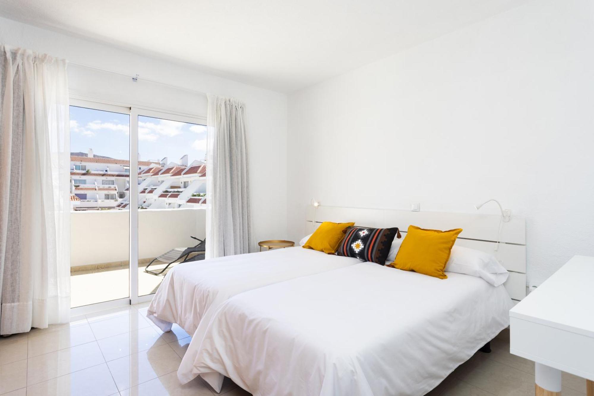 Home2book Sunny Poolside In Floritas Apartment Arona (Tenerife)